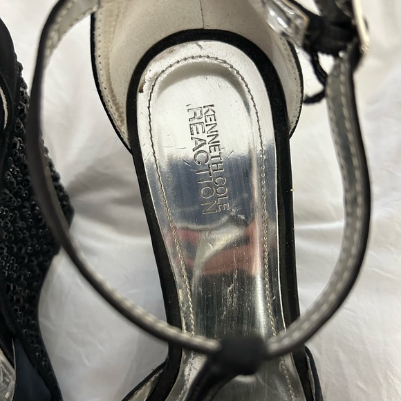 Kenneth Cole Black Dressy Sandal size 10 - Picture 4 of 5